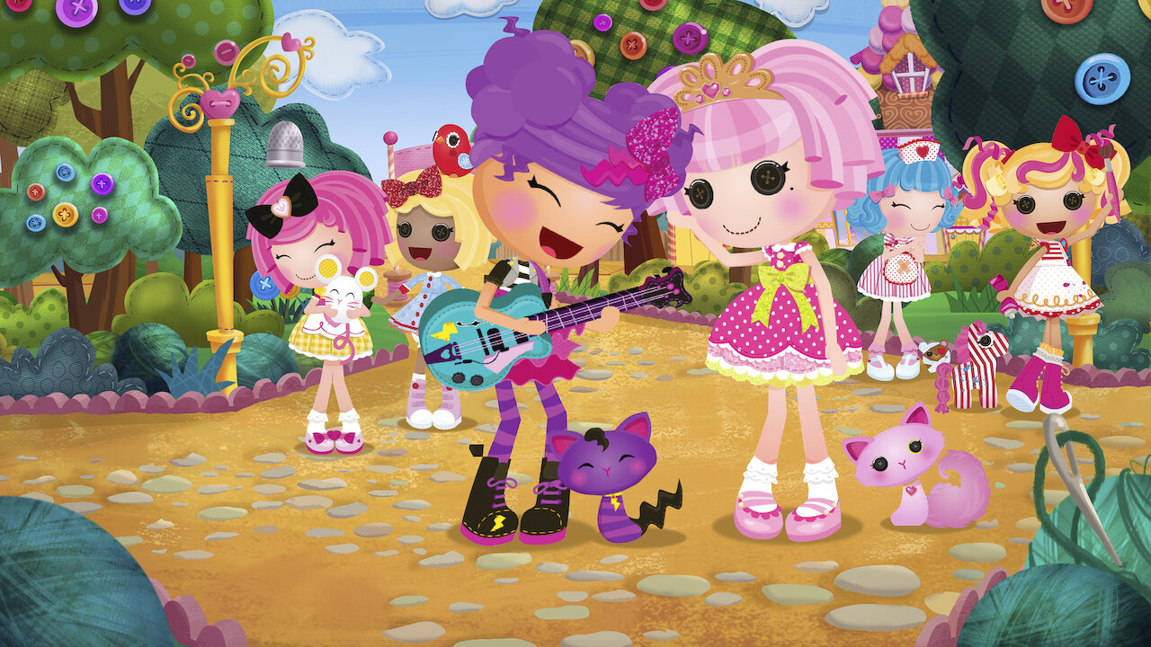 We Re Lalaloopsy Netflix Official Site   AAAABZvbPGdTVFEAIx3vGn1ObNTEO7cTXqFpSa1CXFPksdVSlBFOuJ28SfnoooRTG0 SD8eQ4eDTaItDhH7eB9VhRK7ihNBj 